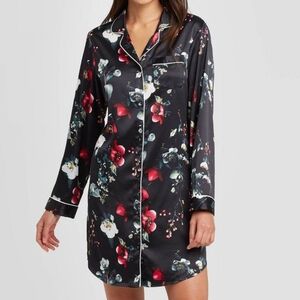Stars Above Satin Notch Collar Nightgown